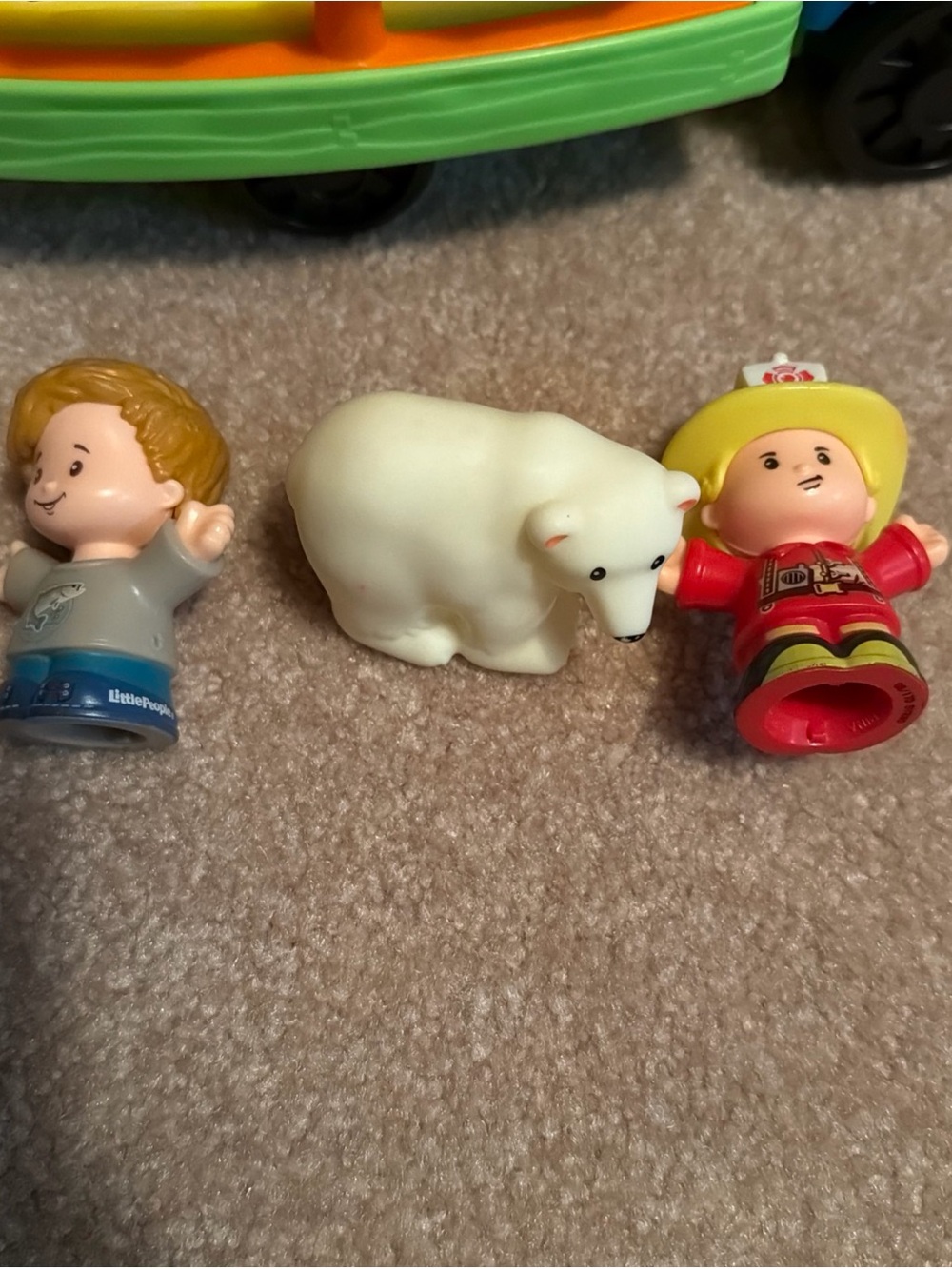 Fisher-Price Little People Choo-Choo Zoo Train 2 People 1 Animal Makes Sounds - Picture 7 of 8